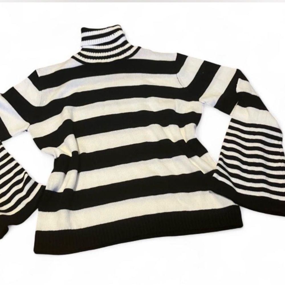 SHEIN‎ Black and White Striped Turtleneck Sweater